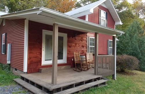 Cosby House | Smoky Mountain Area Relaxation, Recreation, Family and Pet Friendly