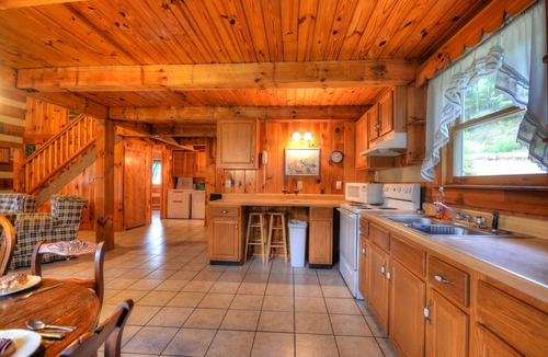Bryson City House | Smoky Mountain Retreat # 5 - Authentic log cabin in the Great Smoky Mountains