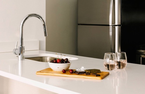 Downtown Detroit Apartment | Sonder Gabriel Richard | Superior King Studio Apartment