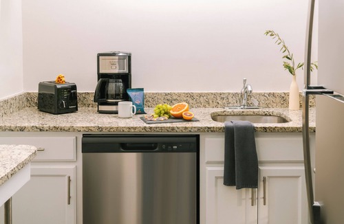 Georgetown Apartment | Sonder Georgetown C&O | Suite+