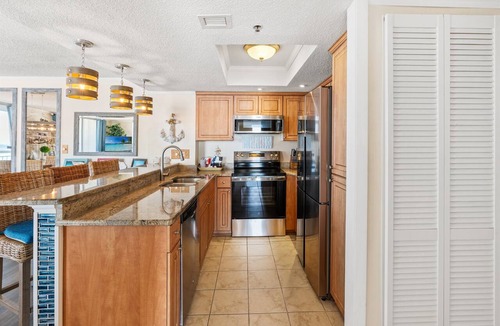 Arcadian Shores Condo | South Hampton 1110 Oceanfront w/Pool/Beach