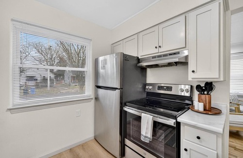 Lansing House | Southern Comfort Cottage in the City