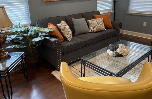Highland Park House | Southside Long-term Corporate Haven (5 bedrooms & 5 bathrooms)