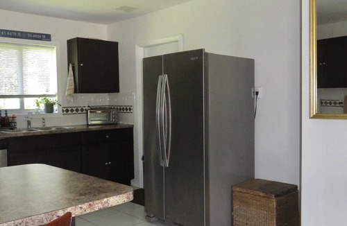 Lighthouse Point House | Spacious 1BR Home in Lighthouse Point- Fenced Yard - Pets Welcome!