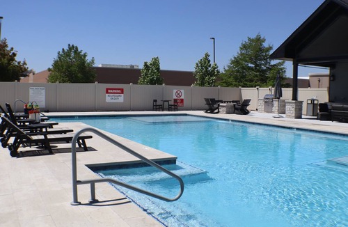 Rogers Apartment | Spacious 2BR, Walmart HQ, Heated Pool, Bike Lift & Bike Storage
