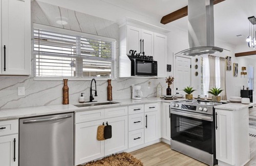 Forest Park House | Spacious 3BR Near UAB & Downtown | Sleeps 7 |