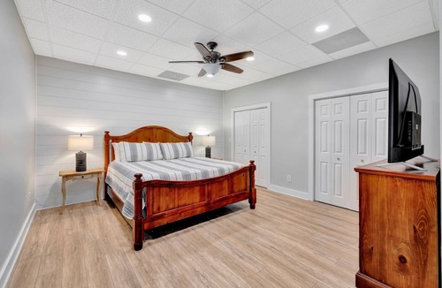Barnesville Other | Spacious 4-bed, 3-bath Ranch House on private farm with water views