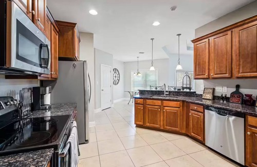 Semmes House | Spacious 4 bedroom/2 bath in Sweet Home Alabama