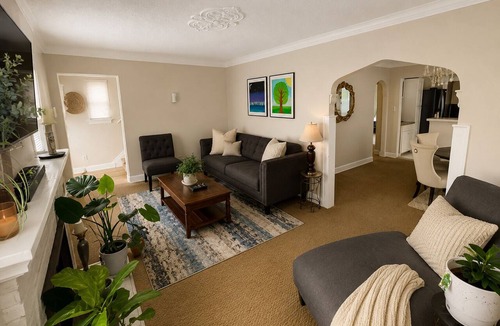 Detroit House | Spacious 4-bedroom house in beautiful Detroit with AC