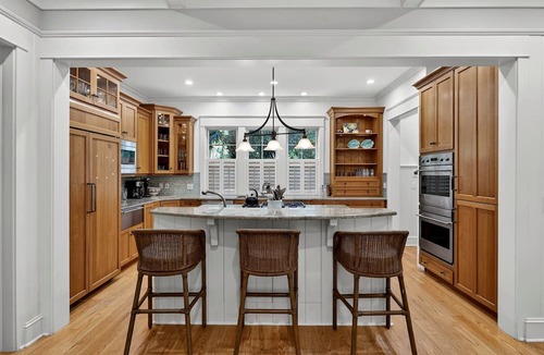 Vanderhorst Plantation House | Spacious 4BD w/Guest House! Private Pool + Hot Tub