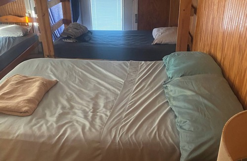 Delacroix Cabin | Spacious 5-bedroom lodge in brilliant Delacroix with AC, WiFi