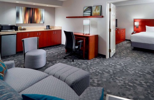 Home Park Hotel | Spacious Atlanta Stay | Free WiFi + Fitness Center Access | 2 Units