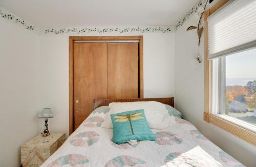 Duluth House | Spacious Duluth Home ~ 4 Mi to Lake Superior!