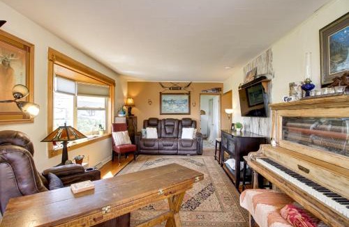 Duluth House | Spacious Duluth Home ~ 4 Mi to Lake Superior!