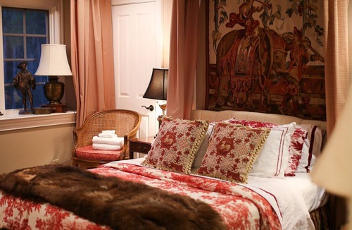 Chapel Hill House | Spacious French Country Farm Escape
