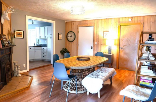 Manistee House | Spacious Home near Downtown, River Walk, and Beach