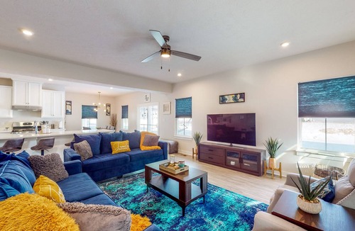 Plainfield House | Spacious Home Outside Indianapolis - Office & Full Kitchen, Dog-Friendly