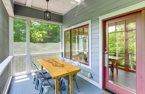 Laurel Ridge House | Spacious Home w/Hot Tub & Views in Black Mountain