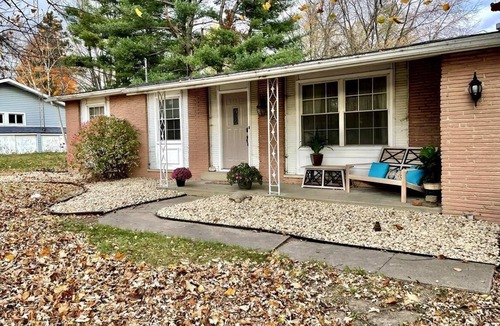 Warsaw House | Spacious & Newly Renovated 3-bedroom house in Warsaw/Winona Lake