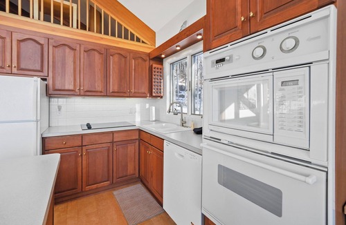 East Jordan House | Spacious pet-friendly home|hot tub is a great retreat for families or couples