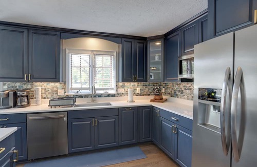 Amherst Cottage | Spacious Refuge w/Private Pool & Outdoor Bar!