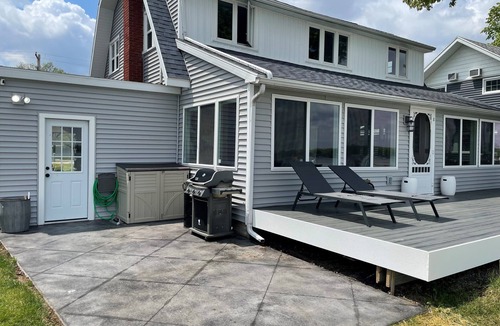 Crystal House | Spacious, remodeled, family friendly lakefront home.