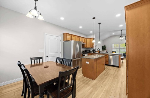 Clarksville Apartment | Spacious retreat close to Louisville attractions