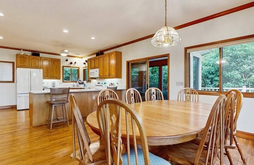 Waynesville House | Spacious retreat with golf course views, WiFi, lake access nearby & deck