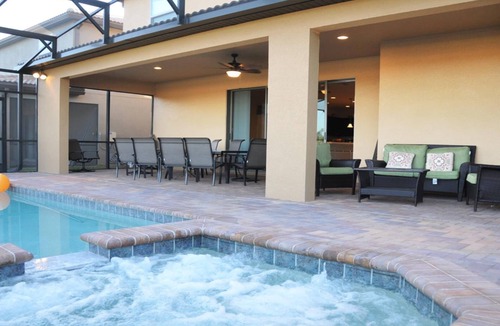 Four Corners Villa | Spacious Villa for Large Groups ✦ Lazy River and Tiki Hut ✦