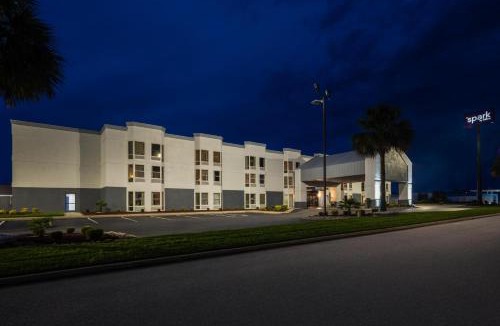 Florence Hotel | Spark By Hilton Florence North I-95, Sc