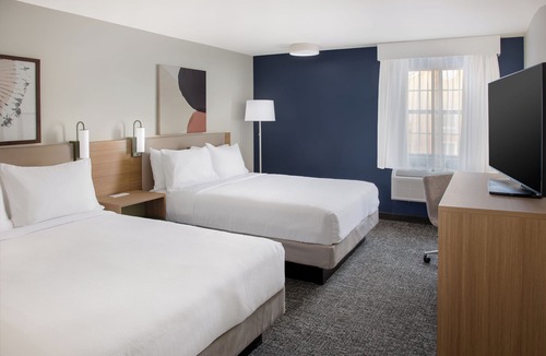 St. Robert Hotel | Spark by Hilton St. Robert Fort Leonard Wood