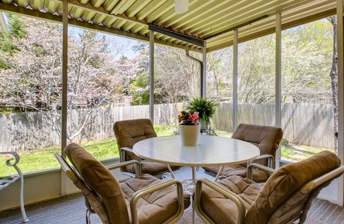 Windsor Green House | SPECIAL! Lovely, Clean, safe Family Home! Nashville