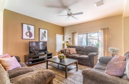 Four Corners House | Special Offer Private Pool and Spa Home at High Grove Resort