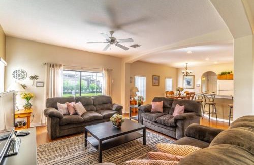 Four Corners House | Special Offer Private Pool and Spa Home at High Grove Resort