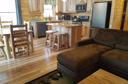 Berkeley Springs Cabin | Spectacular couples retreat, private wooded location, dog friendly, Fiber WiFi