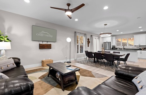 Chickamauga Cottage | Spectacular Cottage with Hot-tub and Private Cinema in Chickamauga, Georgia