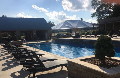 Winchester House | Spectacular Lake Townhouse at Twin Creeks Resort ! Walk to marina and pool !