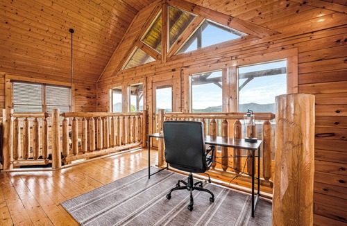 Sevierville Cabin | Spectacular Mountain Views - Family and Pet Friendly! Hot Tub + Game Room