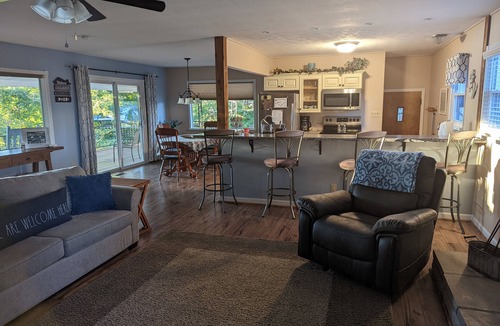 Somerset House | Spectacular View of Lake Cumberland
