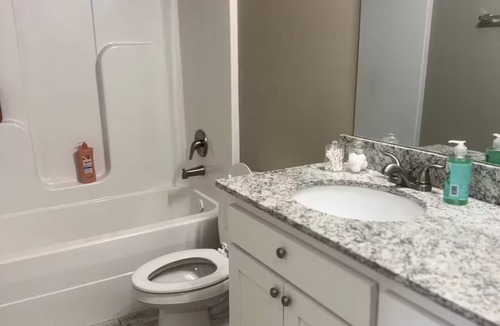 Powell House | Spokes & Stays - Minutes to Trails & Downtown!