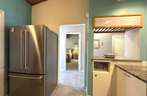 Grove City Condo | Spot manatees from your balcony