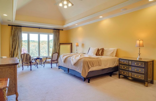Goodlettsville House | Sprawling Tennessee Home on 20 Acres!