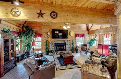 Leesville House | Spring Creek Pinnacle