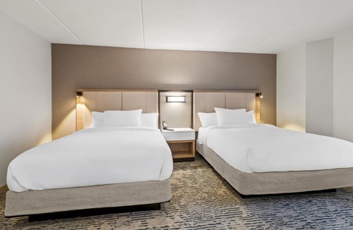 Coraopolis Hotel | SpringHill Suites by Marriott Pittsburgh Airport