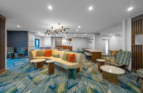 Town Center Hotel | SpringHill Suites by Marriott Atlanta Kennesaw