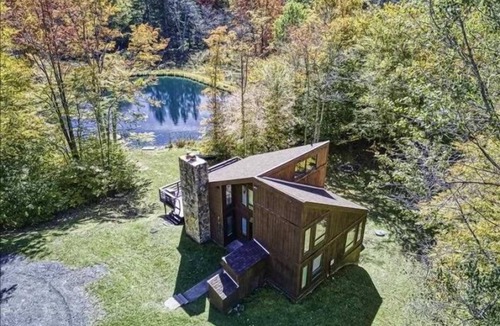 Timberline House | SS12-Bass, Blue Gill, and Catfish Pond! Hot Tub! Dolly Sods Access!