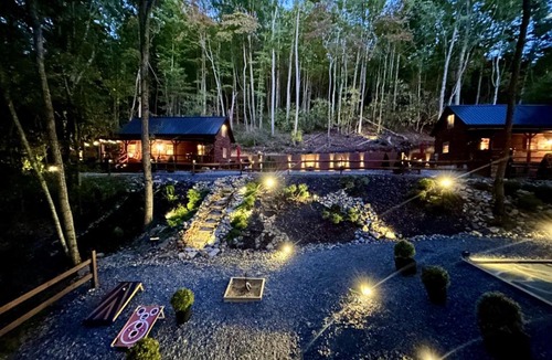 Elizabethton House | Starry Nights in the Smokey Mountains with Hot Tub Pet Friendly Cabin A