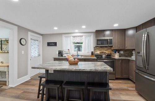 Upper Peninsula Michigan House | Start the Adventure - Welcoming 3BR Steps to Park!