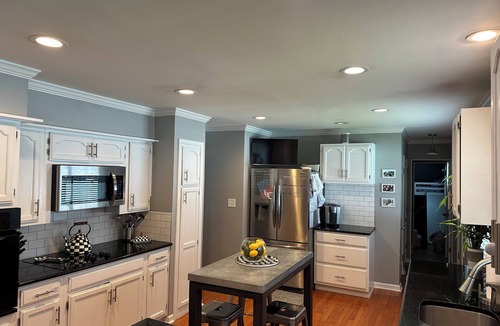 Wooded Estates House | Stay Close: Renovated Football Retreat!