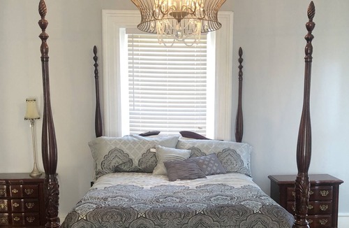 Elkton House | Stay in a place steeped in American History